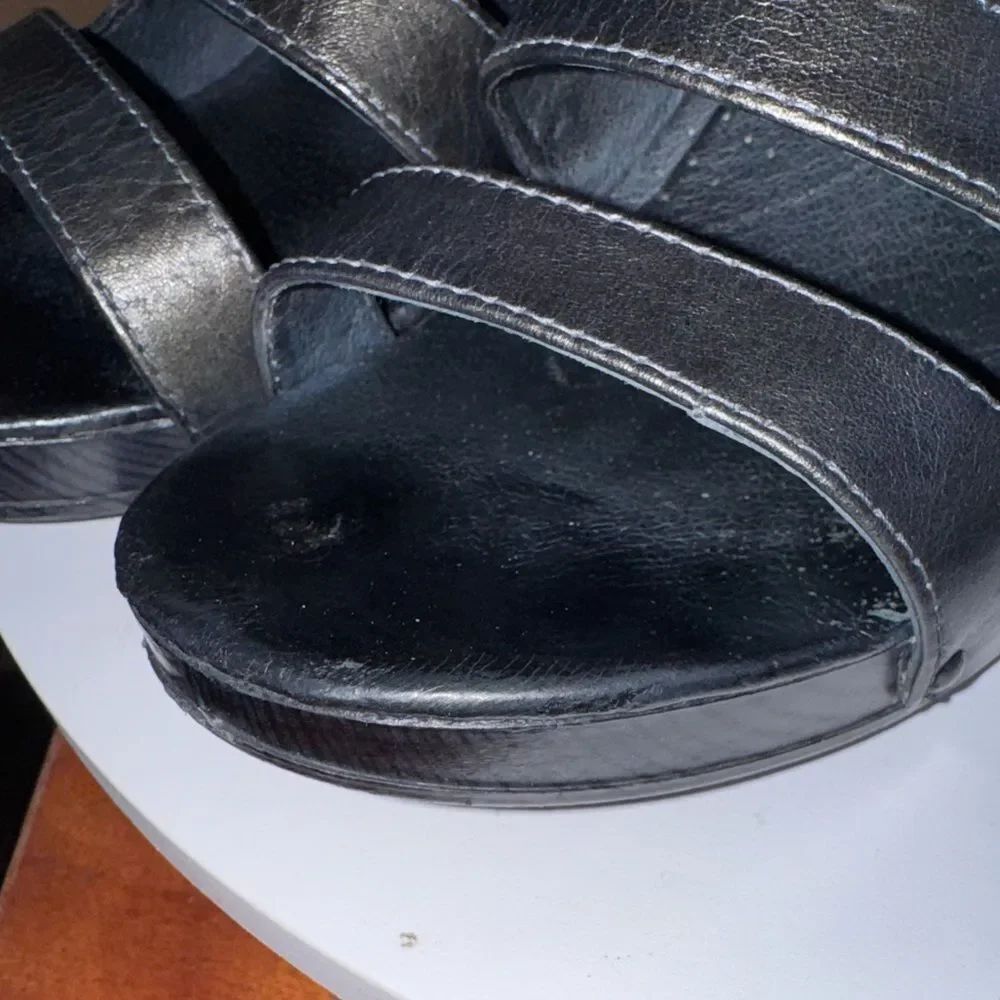 RARE Dansko Nigella Black Leather Floral Studded Mules - EU 40 EUC - Picture 4 of 11